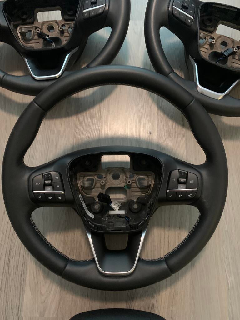 cruise control camera vw ford fiesta mk8 usb airbag stuur, Auto-onderdelen, Ophalen of Verzenden, Nieuw, Seat