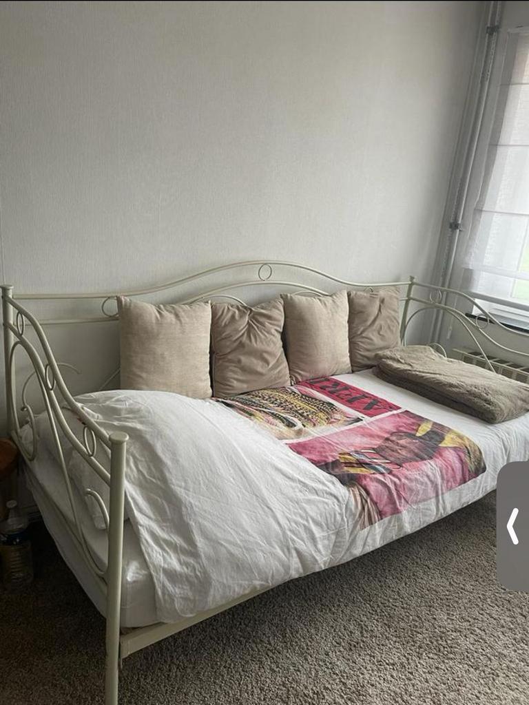 Slaapbank/bed, Ophalen, Zo goed als nieuw