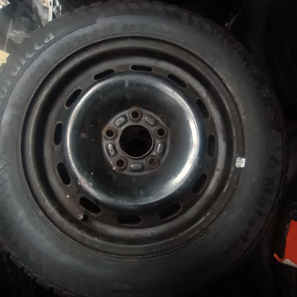 Velgen 15" 5x108 met winterbanden voor Ford of Volvo, Gebruikt, 15 inch, Velg(en), Winterbanden