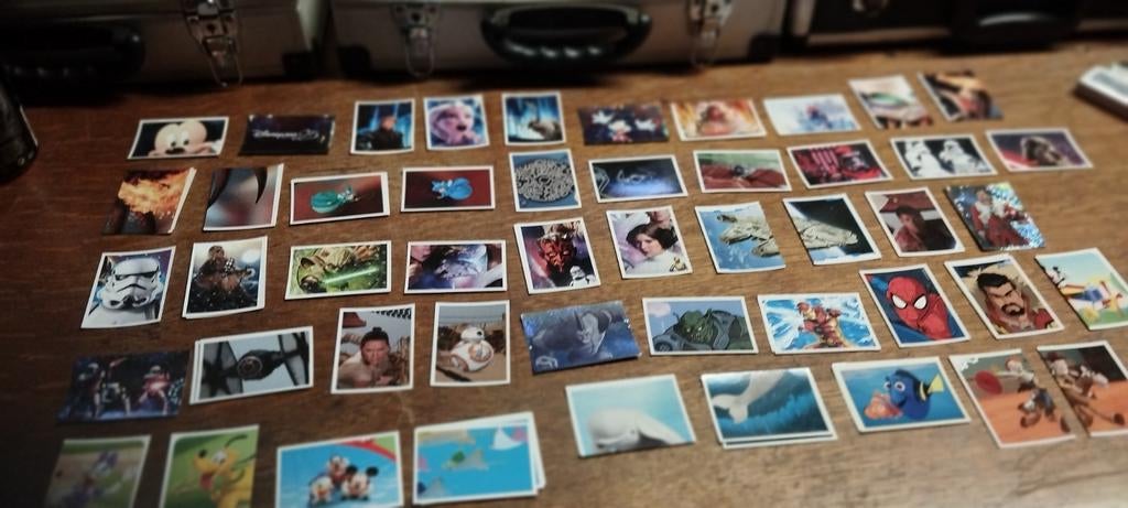 Stickers Disney 25 ans, Enlèvement ou Envoi, Comme neuf, Plusieurs autocollants