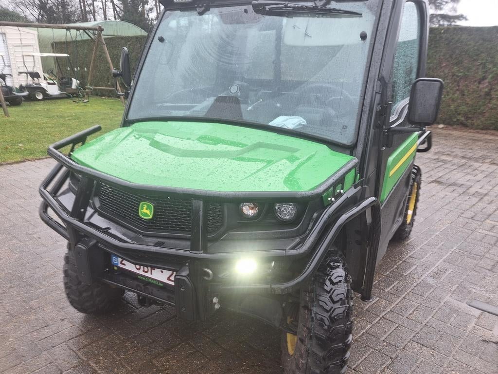 john deere 835 1jaar oud, Articles professionnels, Machines & Construction | Jardin, Parc & Sylviculture, Enlèvement