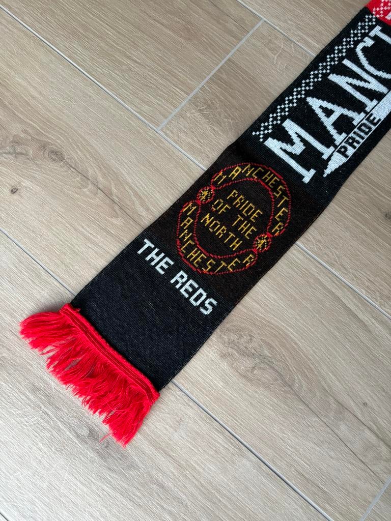 Retro sjaal Manchester United - 160x18cm, Enlèvement, Comme neuf, Fanion ou Écharpe