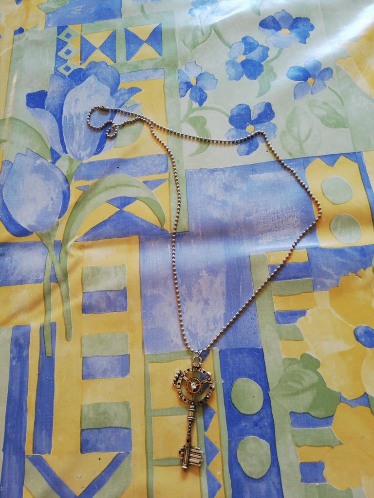 Pendentif. Clé. Neuf., Enlèvement ou Envoi, Comme neuf