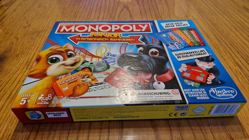 Monopoly Junior elektronisch bankieren, Drie of vier spelers, Ophalen, Nieuw, HASBRO