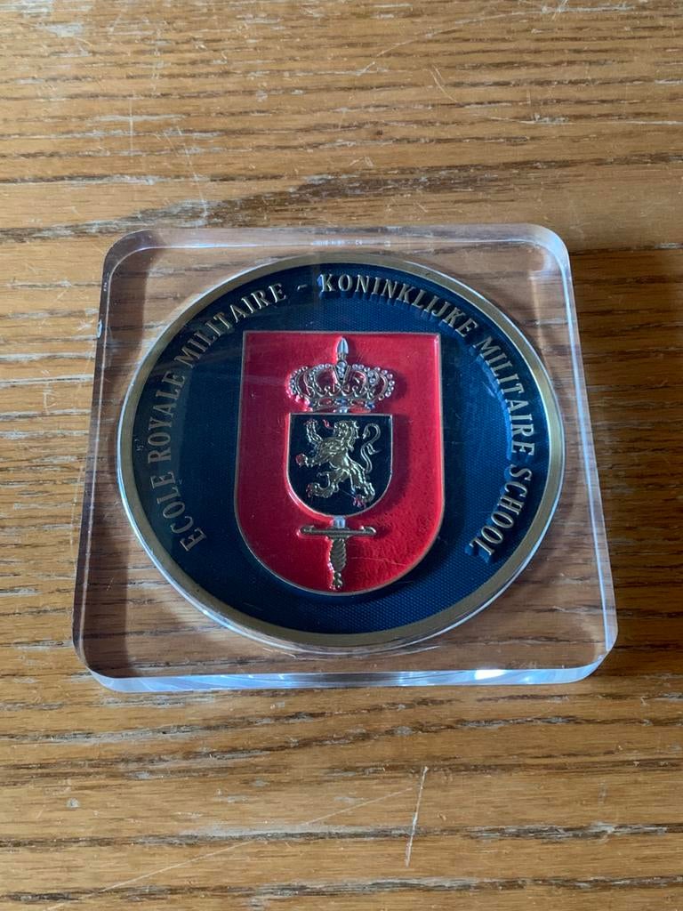 KONINKLIJKE MILITAIRE SCHOOL WAPENSCHILD, Verzamelen, Militaria | Algemeen, Ophalen of Verzenden