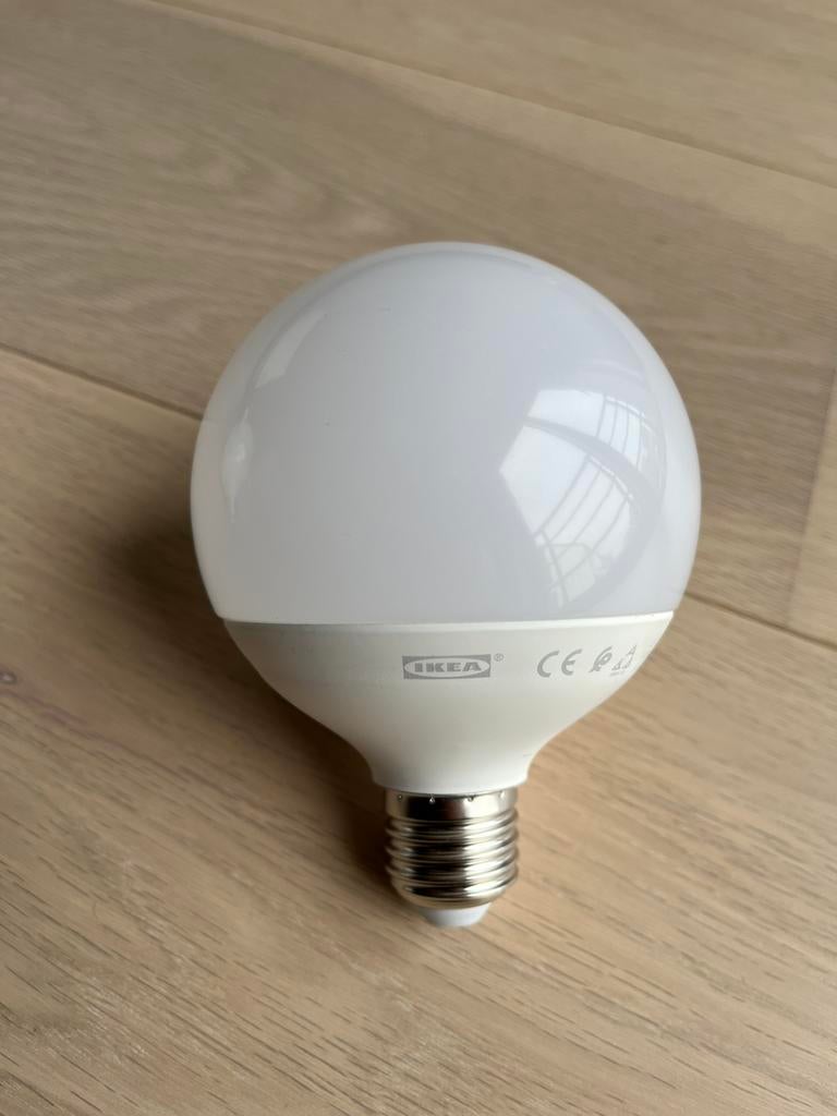 Ampoule LEDARE LED 1000 lm dimmable IKEA, Température : 2700K (blanc chaud), Comme neuf, E27 (grand), 60 watts ou plus