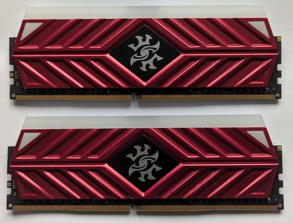 ADATA XPG SPECTRIX D41 RGB 16(2x8) GB 3200 MHz DDR4 RAM, Computers en Software, RAM geheugen, Gebruikt, DDR4, Ophalen of Verzenden
