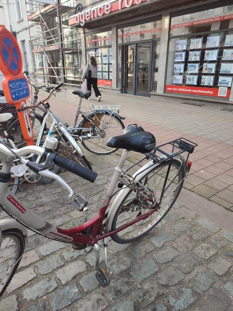Classic city bike with luggage rack – ready to ride, Enlèvement ou Envoi, Utilisé