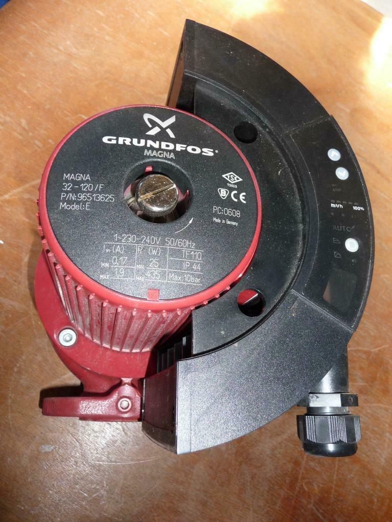 GRUNDFOS  pomp type MAGNA nieuw, Ophalen, Nieuw