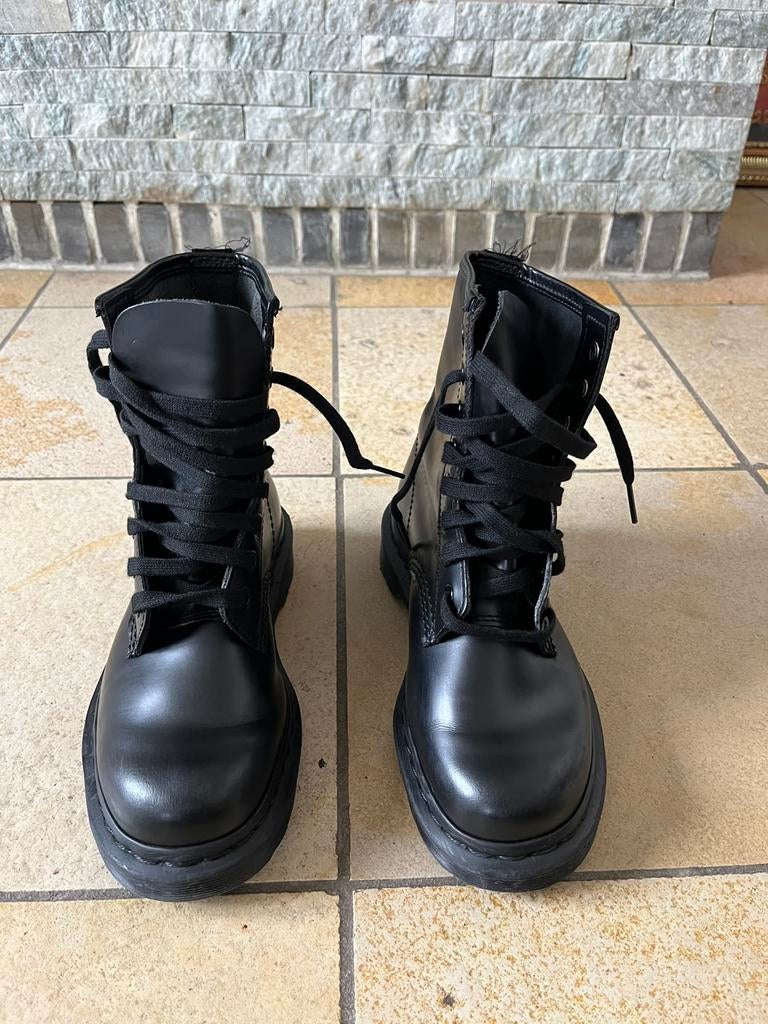 Boots Dr Martens, Enlèvement ou Envoi, Comme neuf, Noir