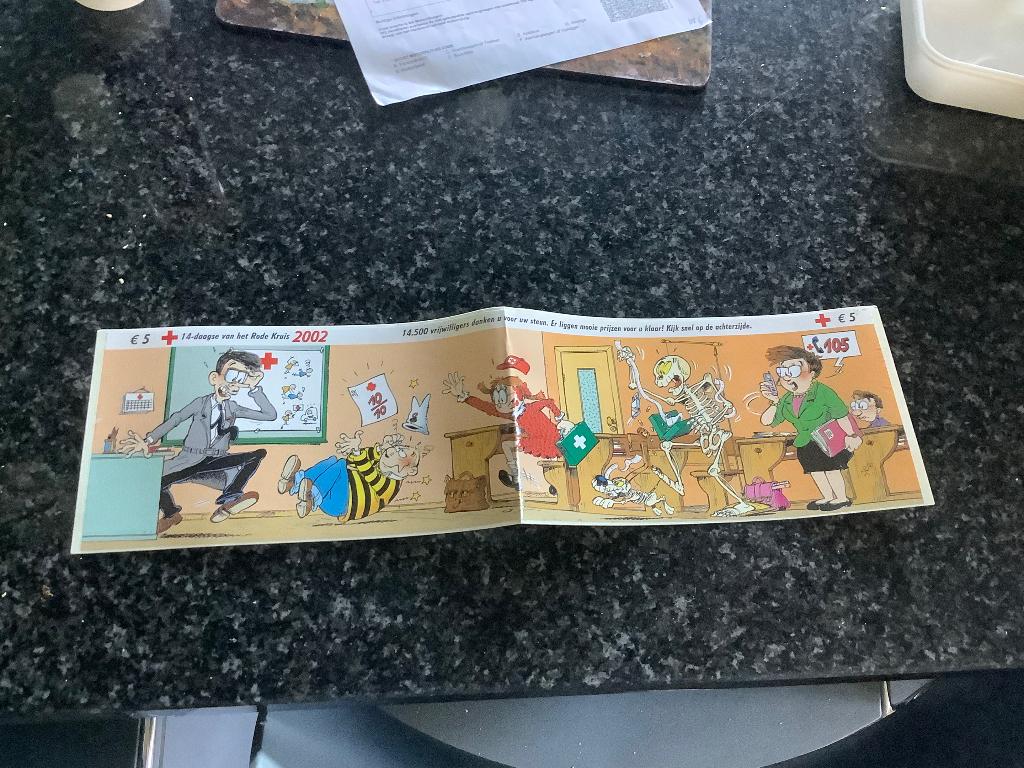 Sticker Rode Kruis 2002, Verzamelen, Ophalen of Verzenden, Nieuw, Bedrijf of Vereniging