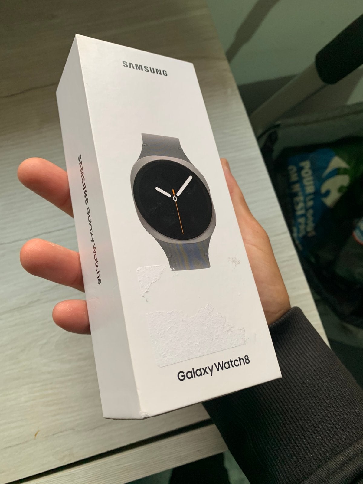 Samsung Galaxy Watch8 (40 mm LTE) - Gloednieuw verzegeld, Handtassen en Accessoires, Ophalen, Conditie, Nieuw