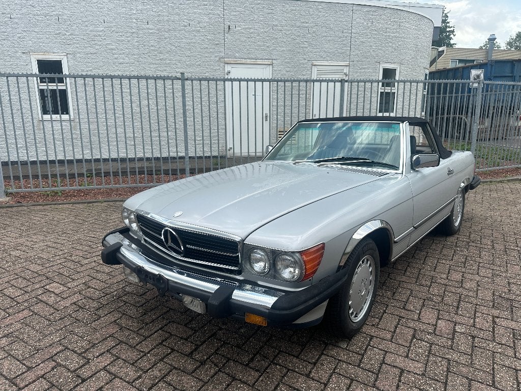 Mercedes-Benz SL-Klasse 560 SL, Auto's, Mercedes-Benz, Automaat, Achterwielaandrijving, 5600 cc, 8 cilinders