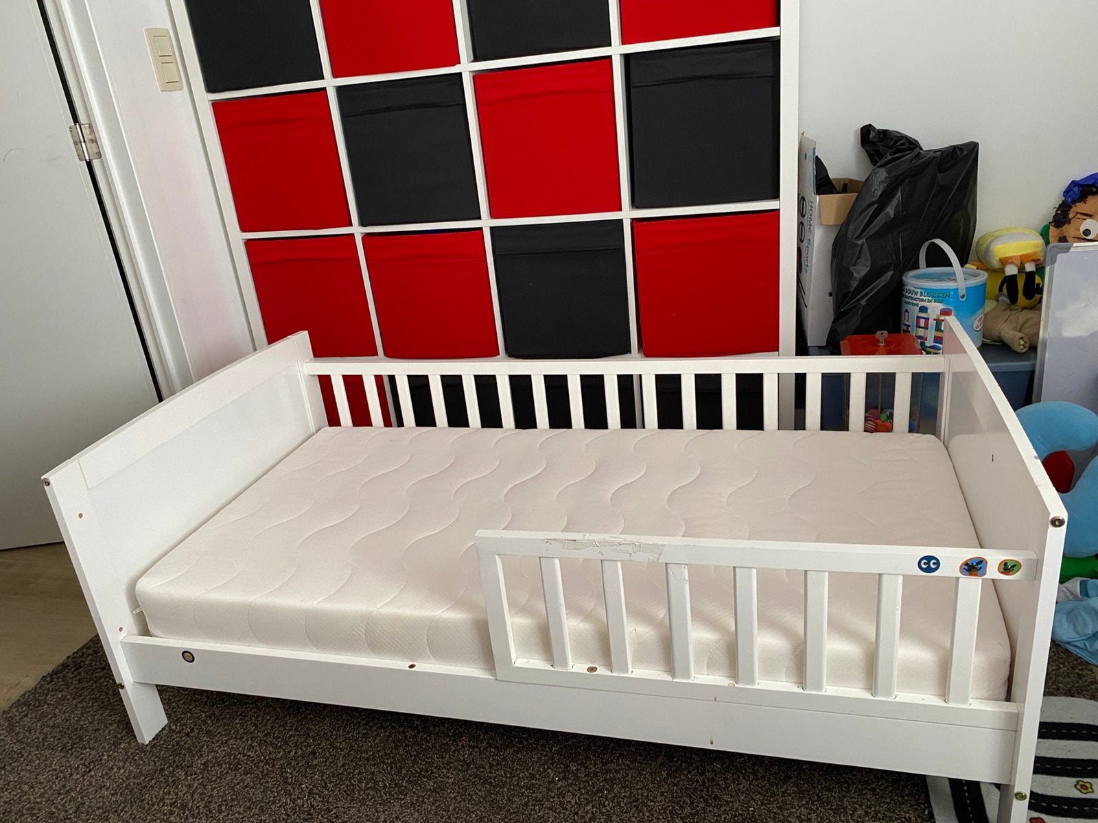 Gratis kinderbed + matras, Kinderen en Baby's, Kinderkamer | Bedden, Ophalen, Gebruikt, Matras