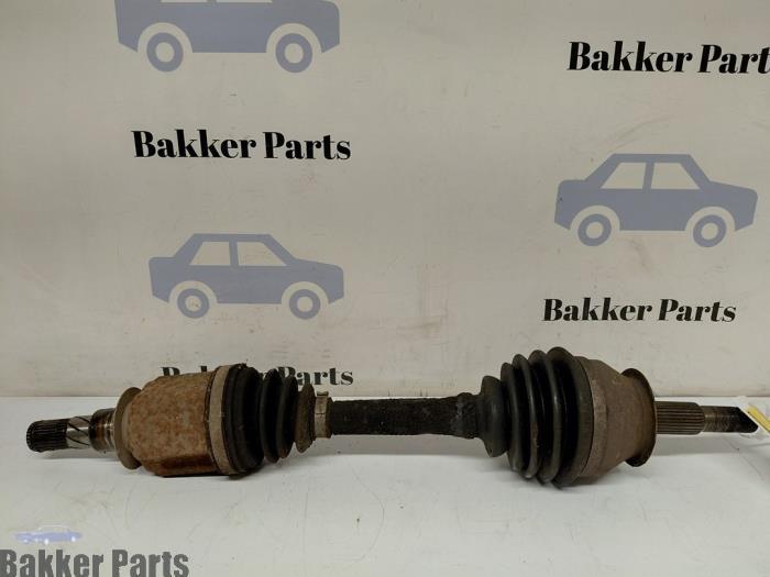Arbre de transmission avant gauche d'un Nissan Navara, -, -, 3 mois de garantie, Utilisé