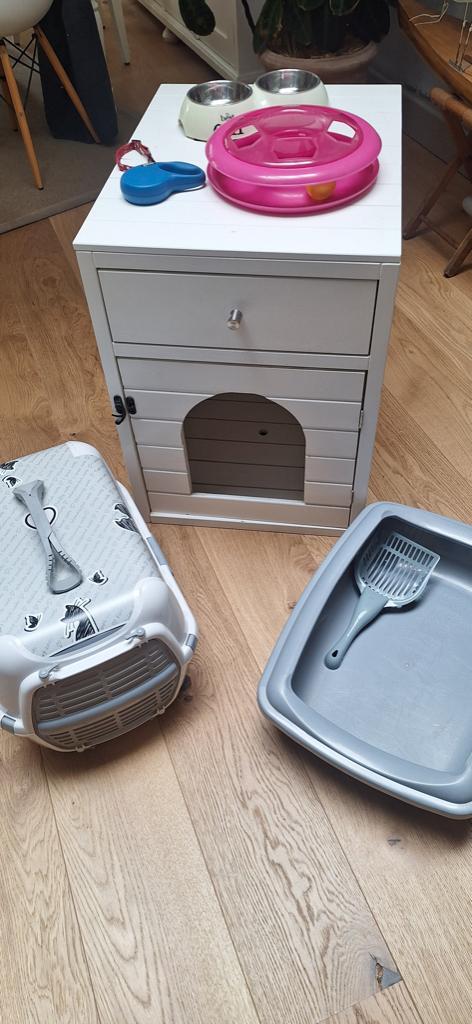 Matériau pour chat, Enlèvement, Comme neuf