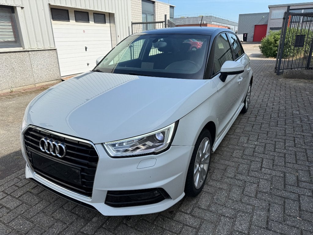 Audi a1 Sportback 1.4 tfsi S-line bj 2016 facelift, Autos : Divers, Voitures accidentées, Boîte manuelle, Audi, Enlèvement, Blanc
