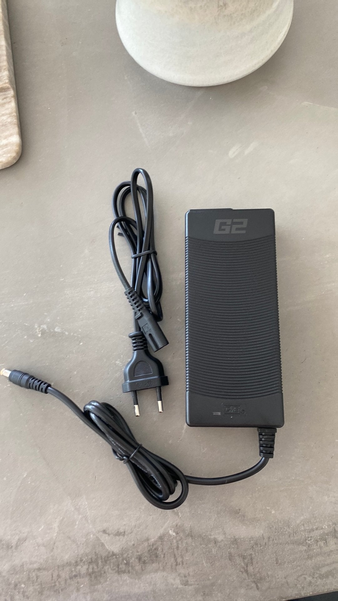 Oplader voor kukirin G2 en 3, Ophalen of Verzenden, Zo goed als nieuw