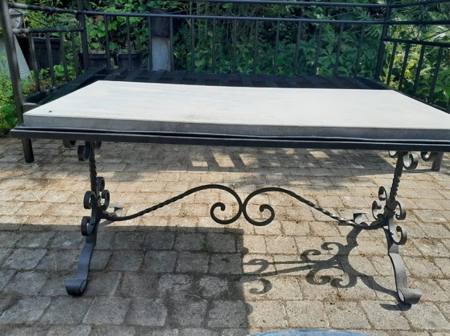 Table basse de jardin en pierre et fer forgé, Enlèvement, Utilisé, Rectangulaire, Métal