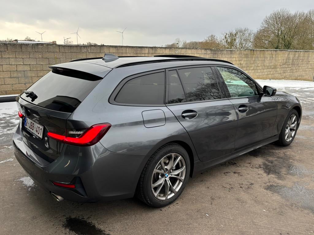 BMW 318ia sport, Auto's, Automaat, 1998 cc, Achterwielaandrijving, Zwart