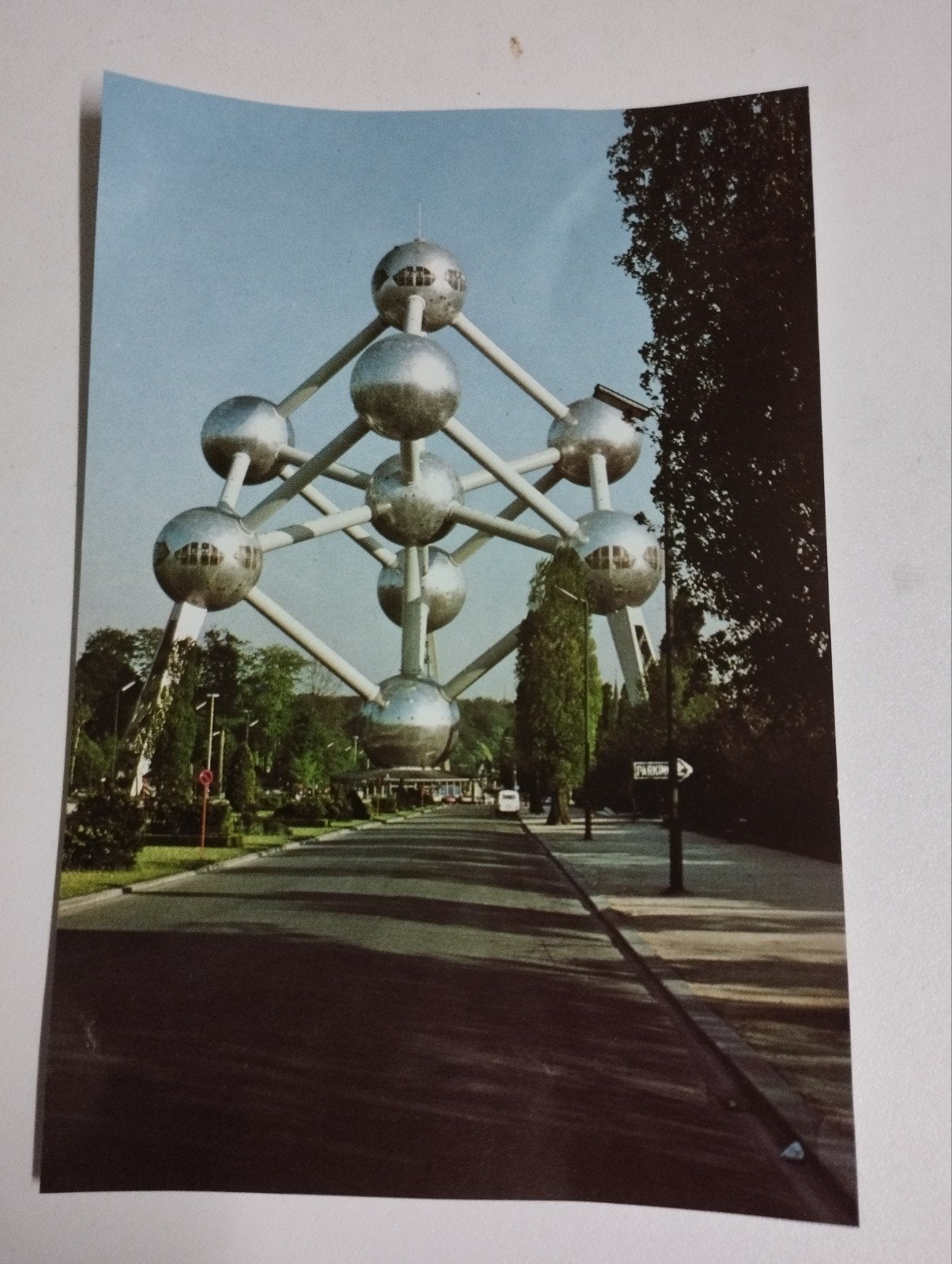 een prent over het Atomium in Brussel kleur verschillende kl, Verzamelen, Ophalen, Prent