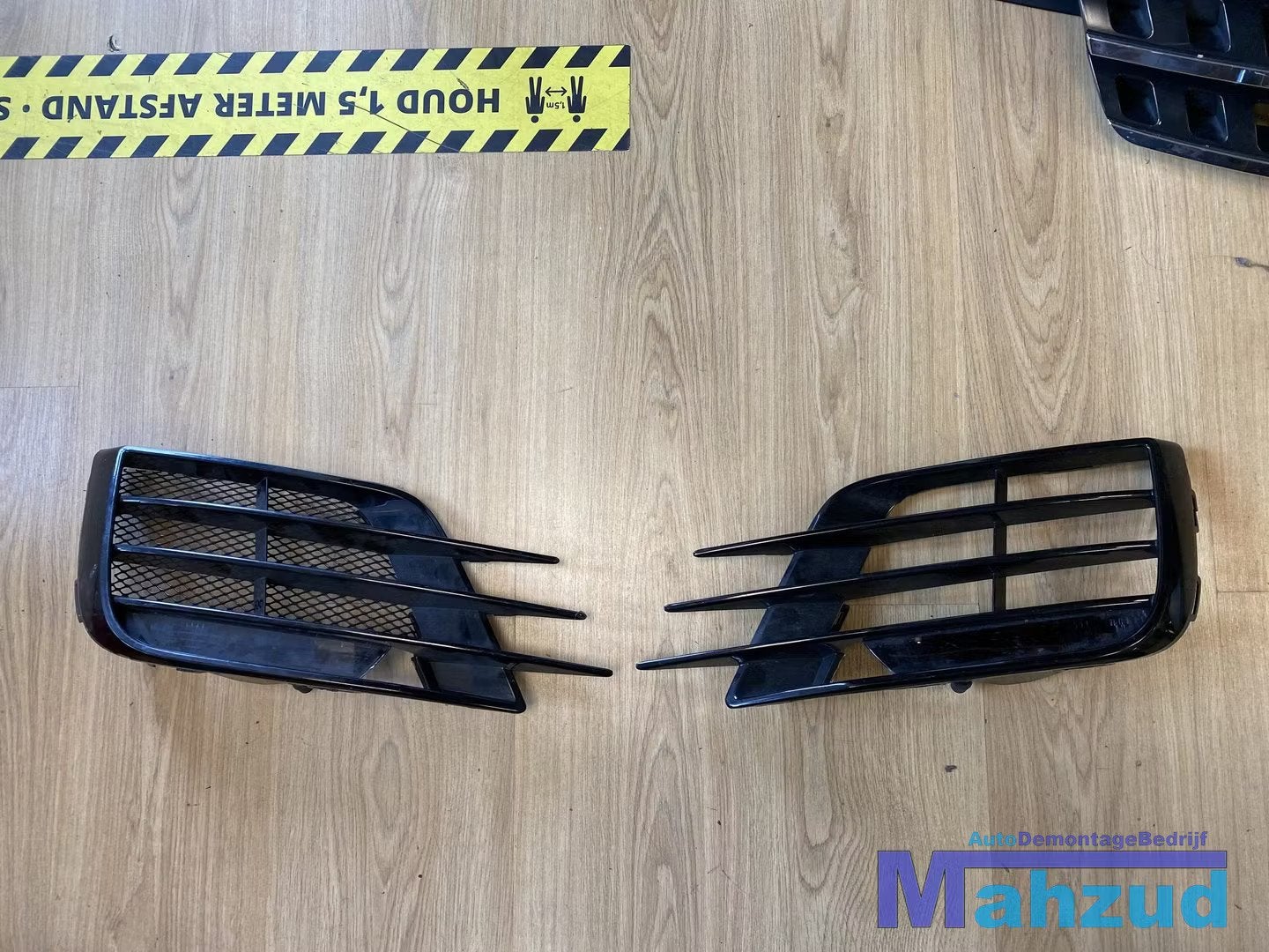 2015 VW SCIROCCO R20 R Bumper grille LINKS RECHTS Facelift, Auto-onderdelen, Info@fabrikant.eu, Fabrikantstraat 1
1000 AA  Amsterdam, NL