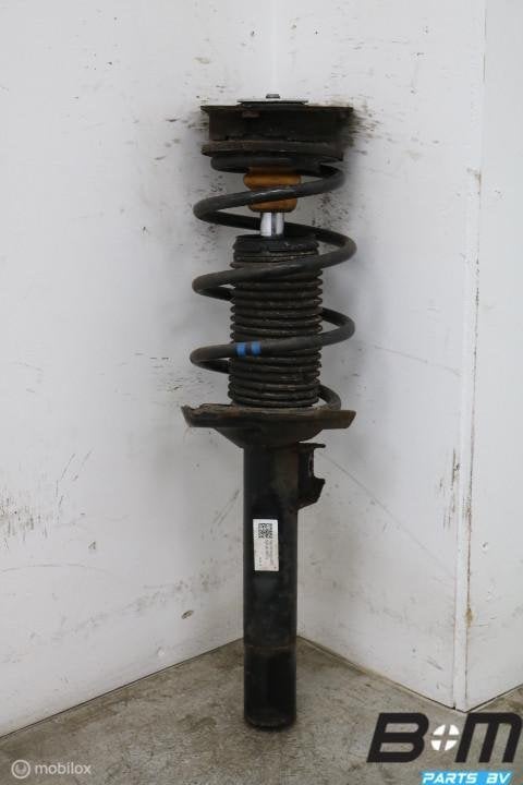 Veerpoot voorzijde kan L en R VW Golf 7 5Q0413023FJ, Utilisé