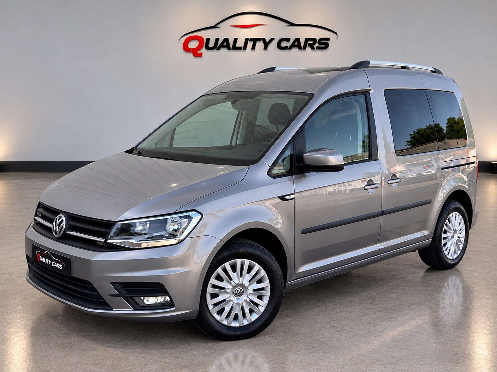 Volkswagen Caddy 1.4 TGI | Benzine / CNG | Navi | CarPlay |, Auto's, Monovolume, Gebruikt, CNG (Aardgas), Beige