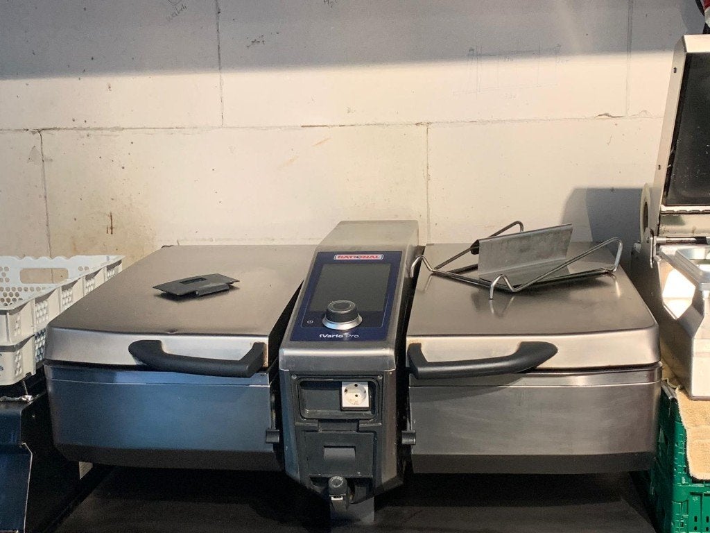 Rational iVario 2-S, Zakelijke goederen, Horeca | Keukenapparatuur, Ophalen, Gebruikt, Fornuis, Frituur en Grillen