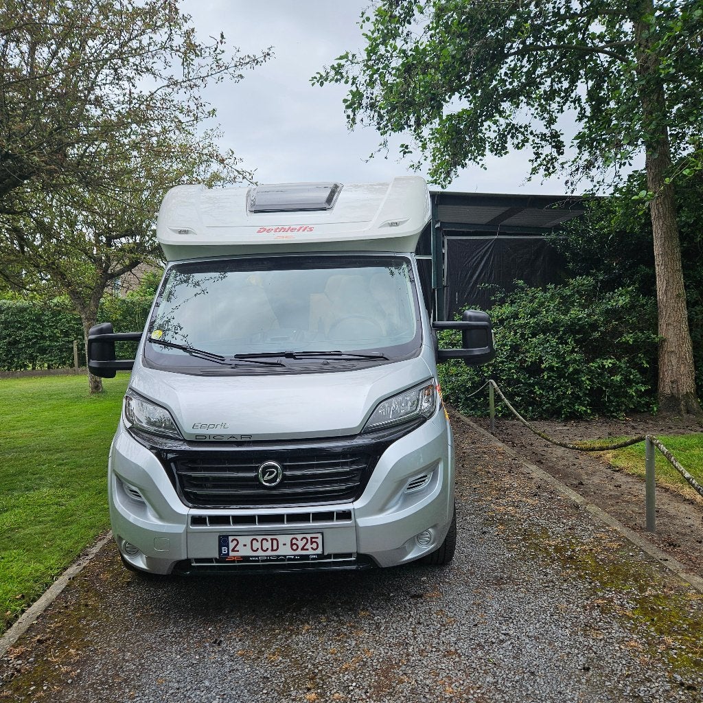 Mobilhome, Caravanes & Camping, Camping-cars, Siège de train, Jusqu'à 4, Toilette à cassette, Marchepied électrique