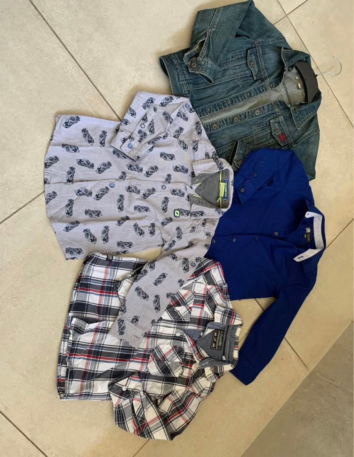 Pakket jongens 104 + jeans 110, Kinderen en Baby's, Kinderkleding | Maat 104, Ophalen, Zo goed als nieuw