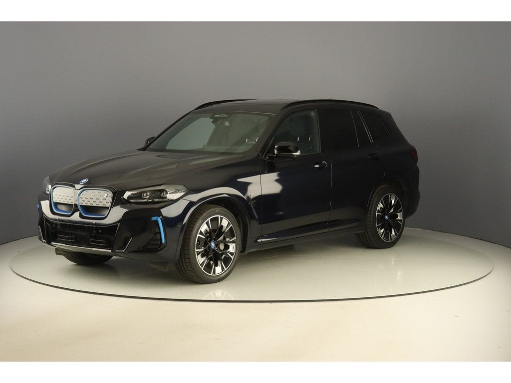 BMW iX3 286pk Impressive, Automaat, Zwart, Blauw, Elektrisch