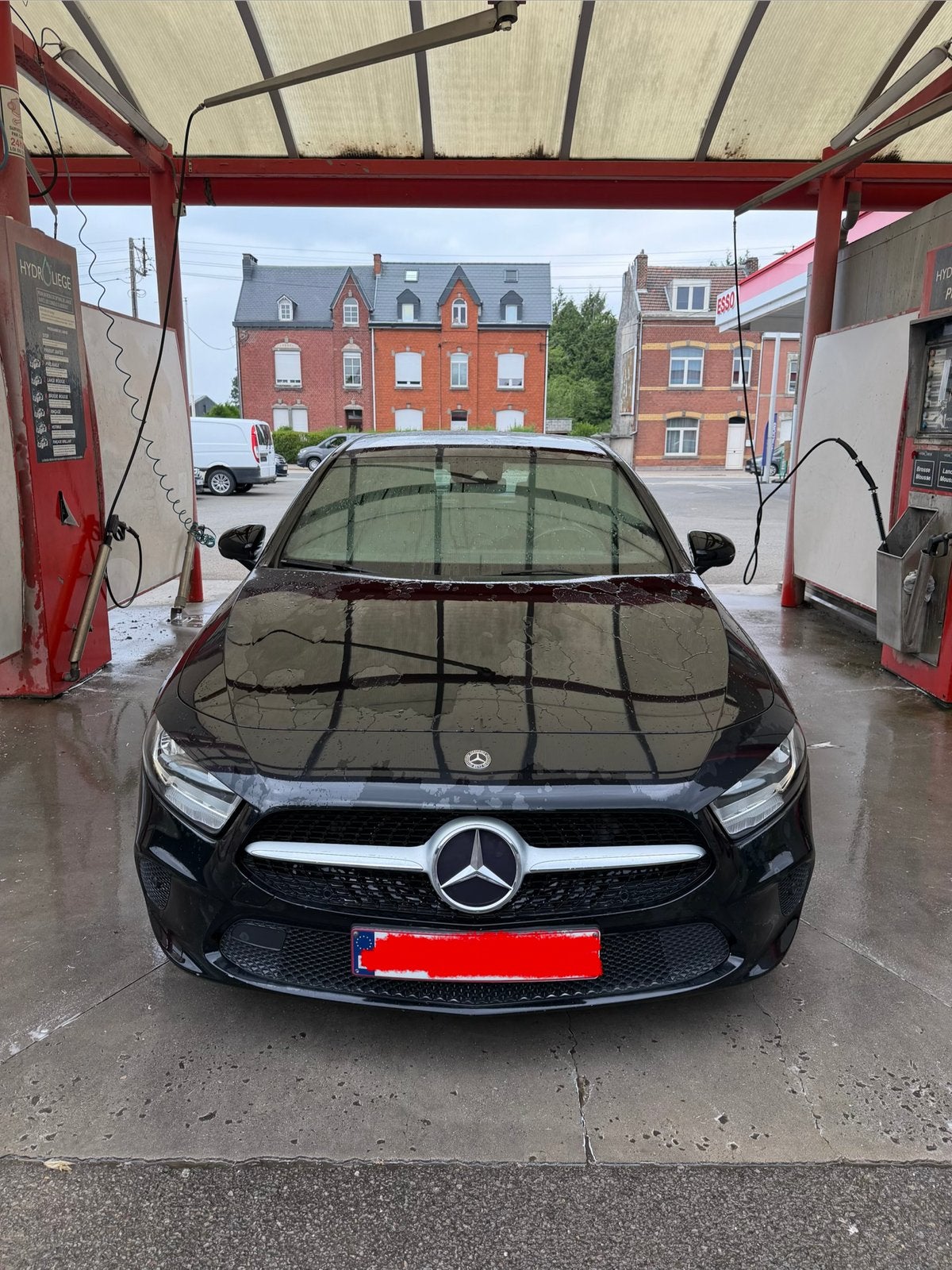 Mercedes Classe A 180 2021 – Entretien 100% Mercedes, Auto's, Leder en Stof, Zwart, 5 deurs, Particulier