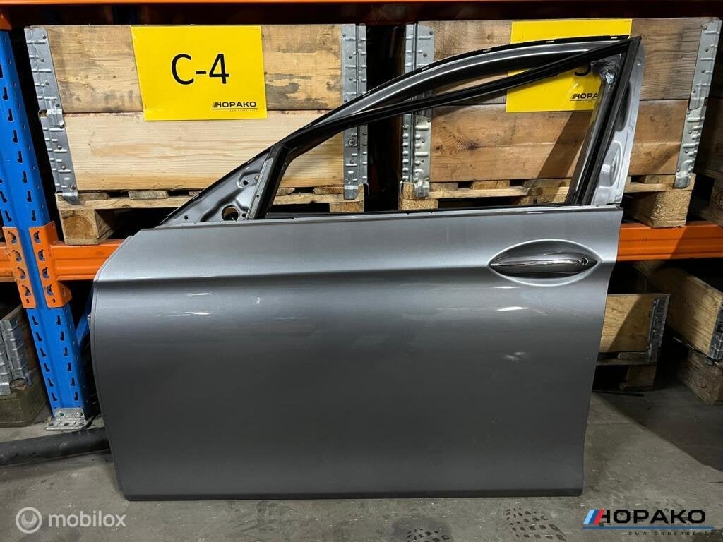Portier LV  spacegrau BMW 5 serie F10F11 - nette staat, Gebruikt, Deur, Voor, Einsteinlaan 5 rijswijk