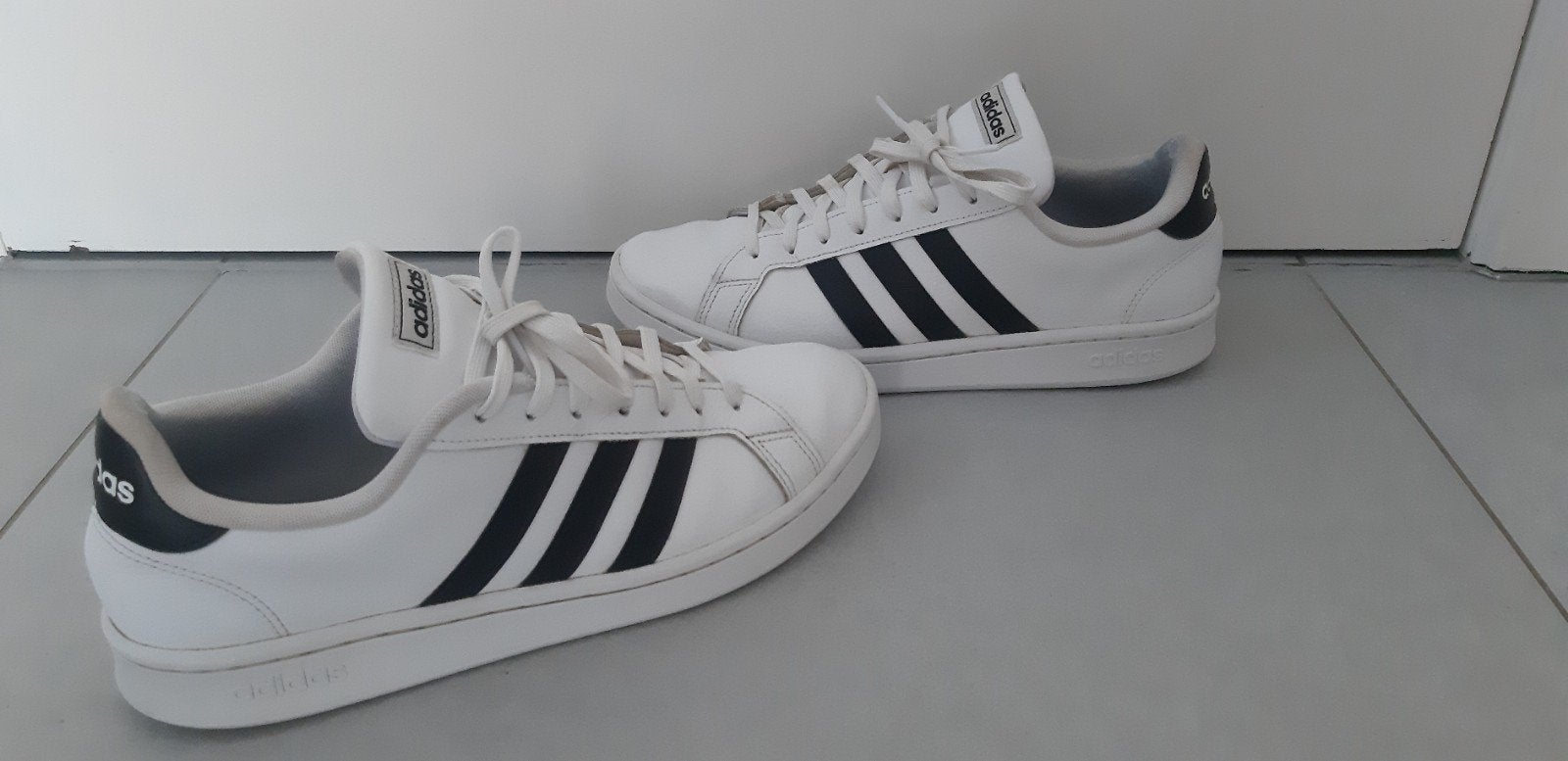 Adidas Grand Court maat 44, Porté, Blanc, Baskets, Enlèvement
