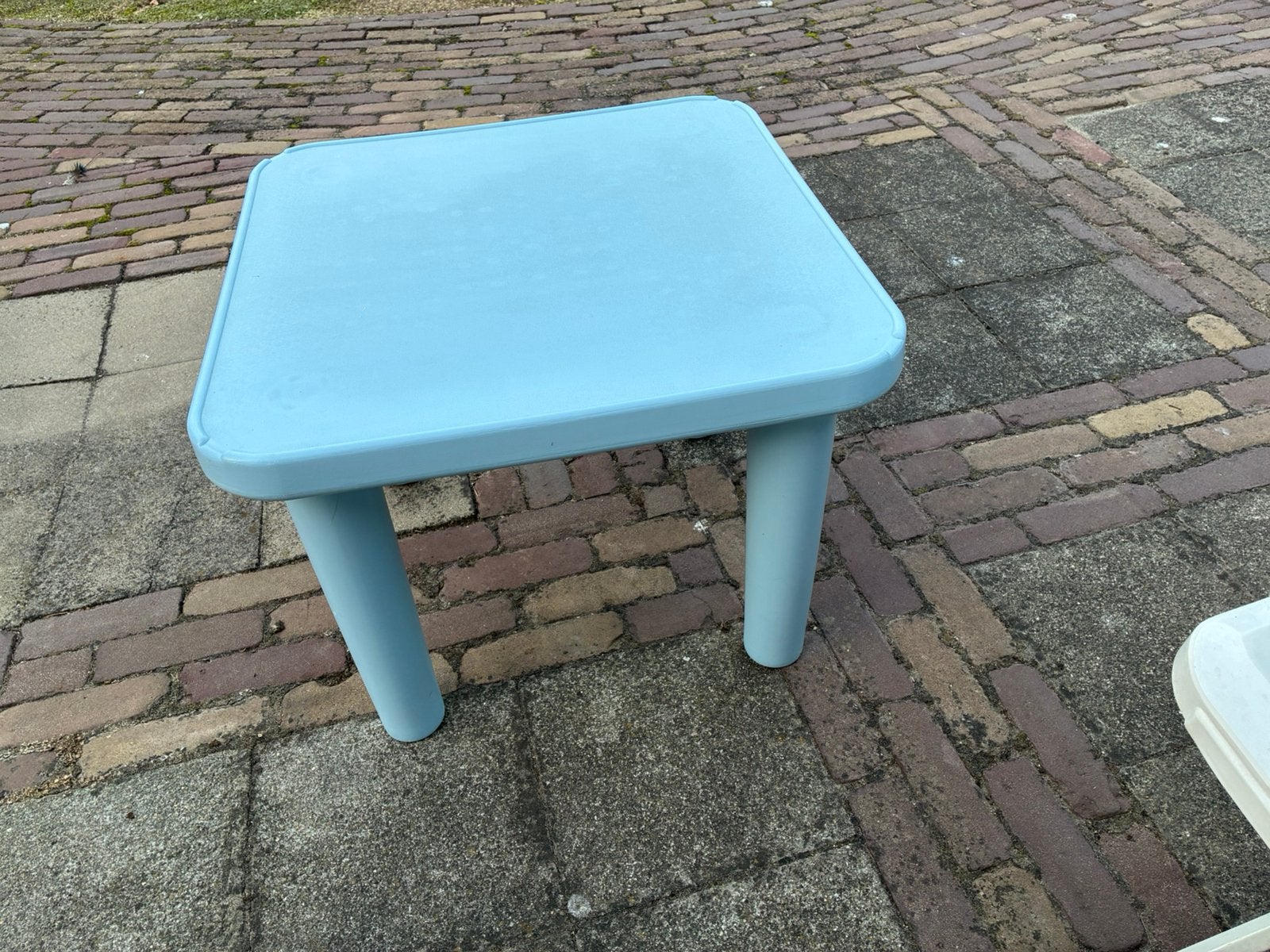 Kindertafeltje, Ophalen, Zo goed als nieuw