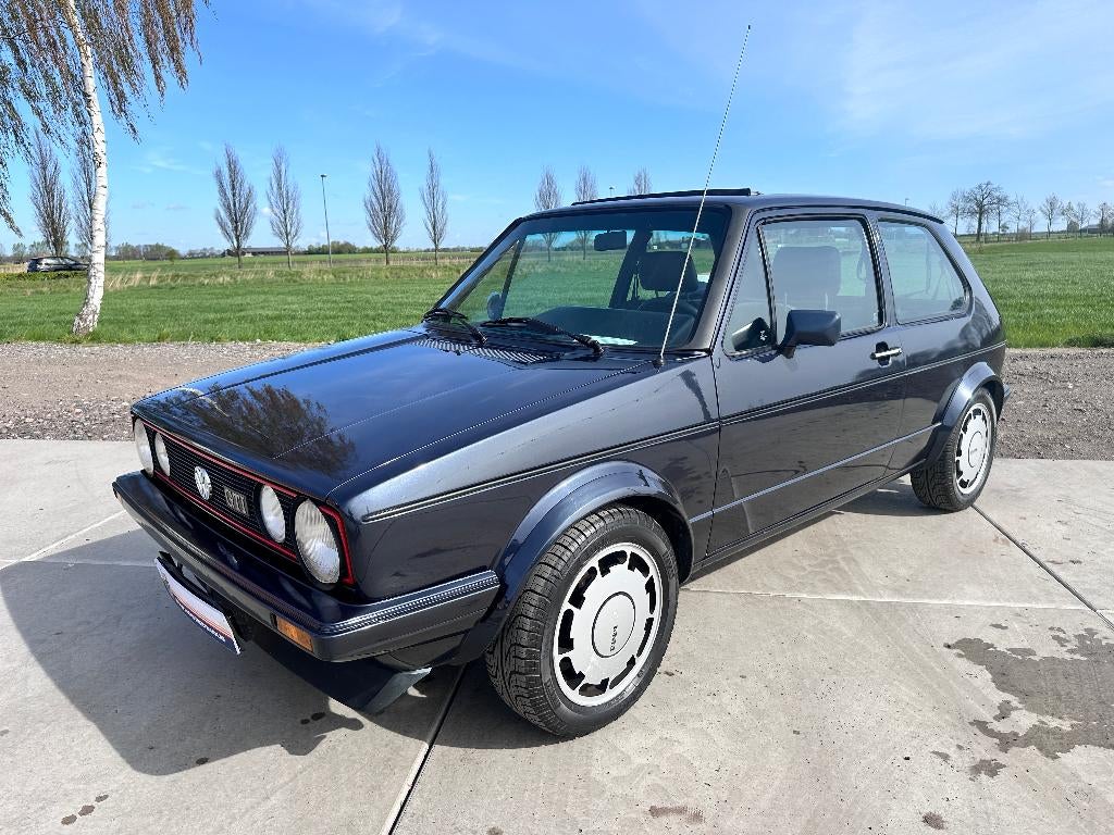 Volkswagen Golf Mk1 GTI, 4 zetels, Stof, Zwart, Bedrijf