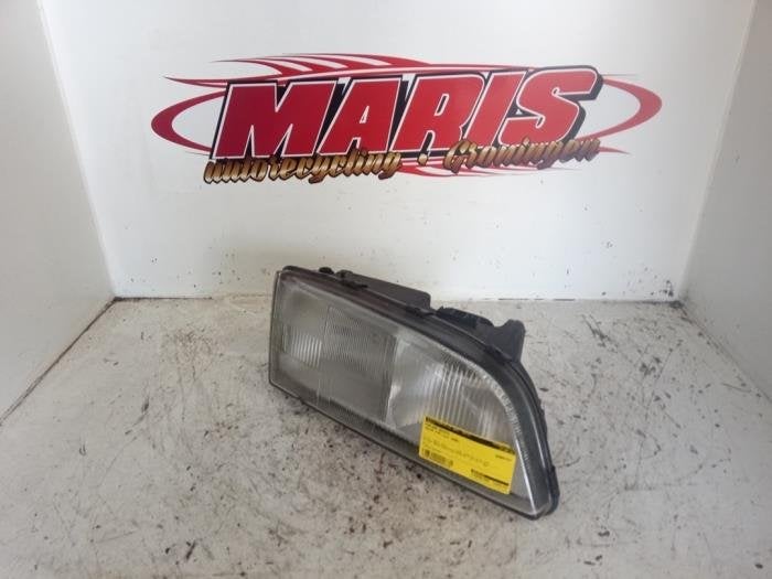 Phare droit d'un Volvo V70, -, -, 3 mois de garantie, -
