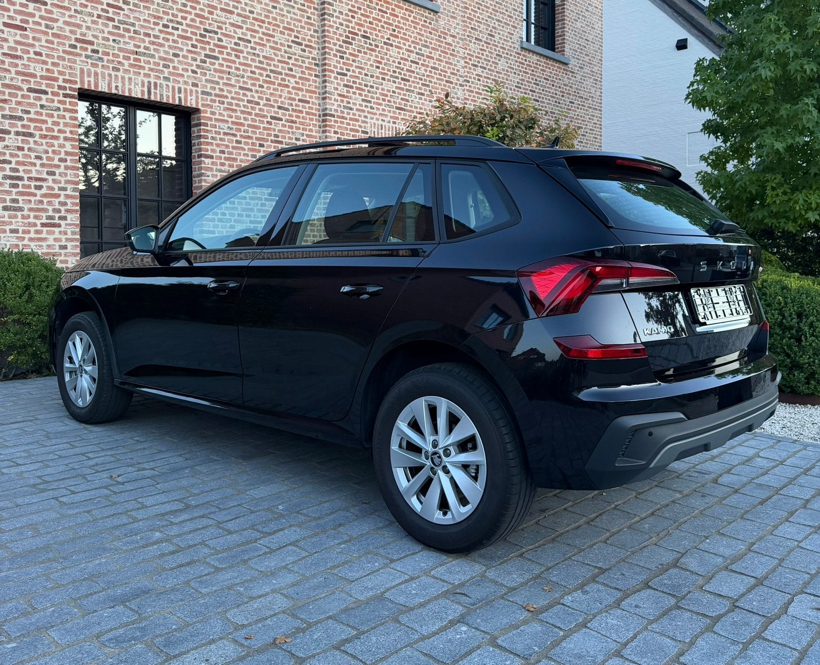 Skoda Kamiq 1.0TSI 116pk Fabrieksgarantie - Trekhaak, Autos, Ordinateur de bord, Achat, Euro 6, 5 portes