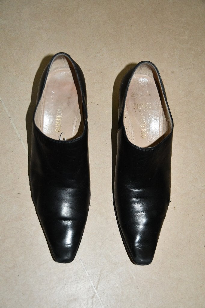 Zwarte kittenheels pumps - maat 44,5, Kleding | Dames, Schoenen, Pumps, Zwart, Ophalen of Verzenden, Gedragen