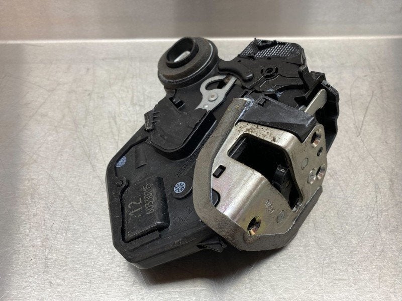 SERRURE DE PORTE RODS ARRIÈRE GAUCHE Daihatsu Terios (J2), Utilisé, Daihatsu