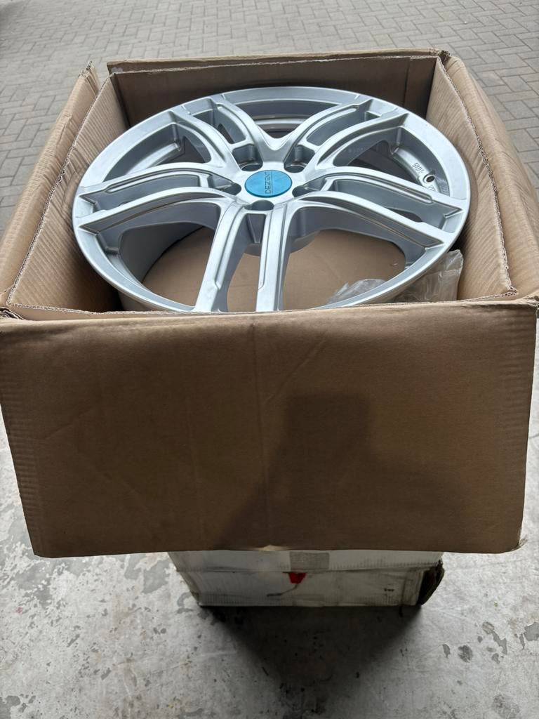 18inch velgen, Auto-onderdelen, Ophalen of Verzenden, Audi