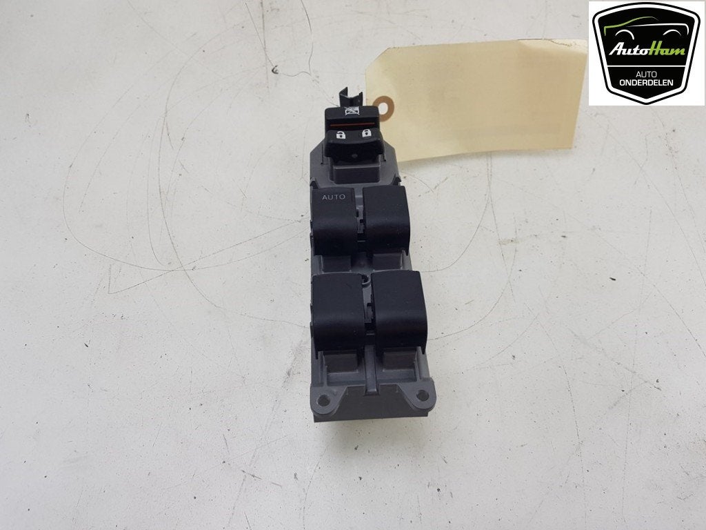 RAAMSCHAKELAAR Toyota Yaris III (P13) (|8482002320|), Dhr. J. Ham, Gebruikt, Administratie@autoham.nl, Toyota