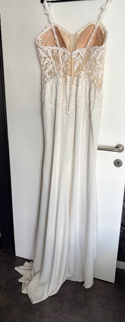 Belle robe de mariée, Vêtements | Femmes, Vêtements de mariage & Accessoires de mariage, ANDERE, Autres couleurs, Comme neuf, Enlèvement