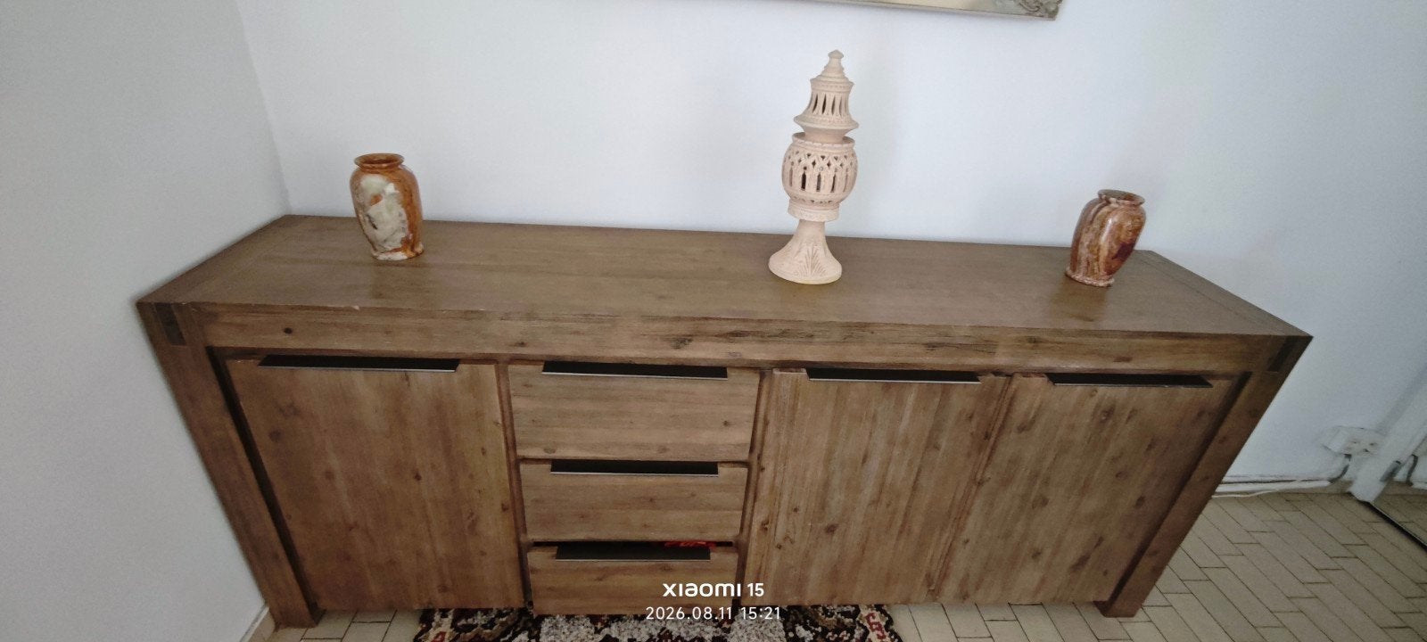 Massief mangohouten dressoir / dressoirkast met lades en deu, Ophalen, Zo goed als nieuw, Met lade(s)