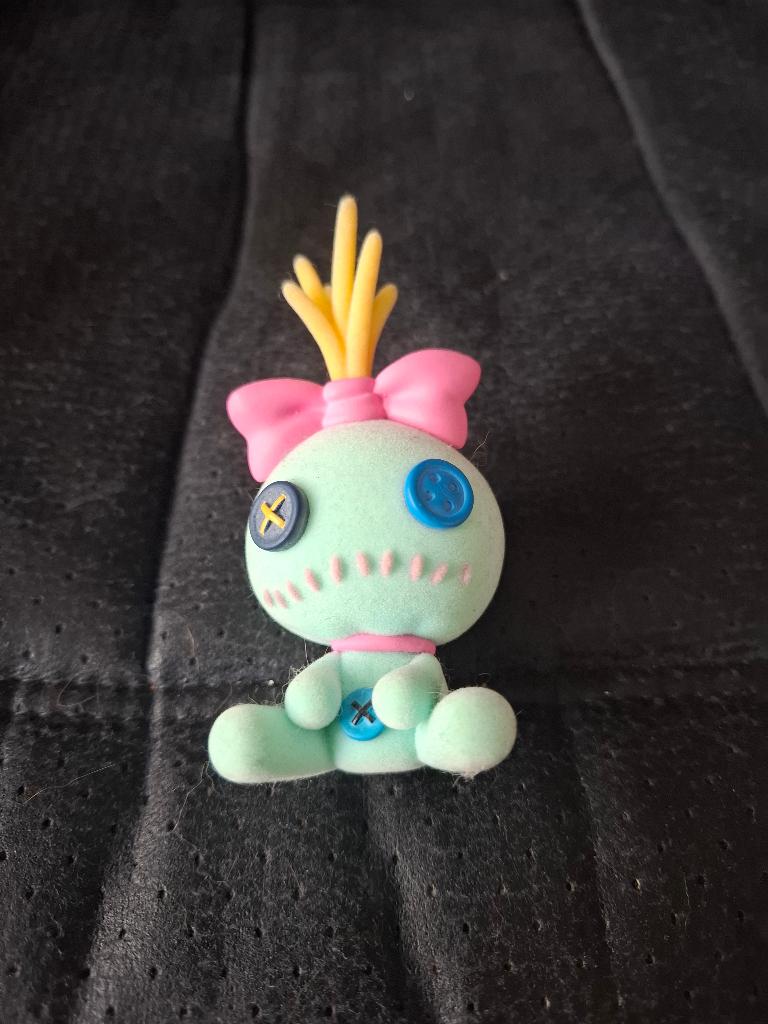 Stitch scrump, Verzamelen, Disney, Ophalen, Overige figuren, Zo goed als nieuw, Beeldje of Figuurtje