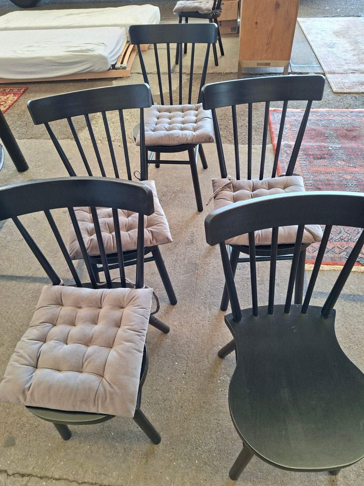 5 stoelen ikea, Ophalen