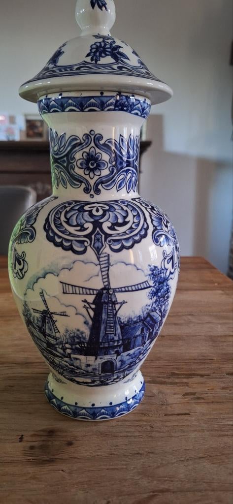 Delfts blauw vaasje met windmolen, Ophalen