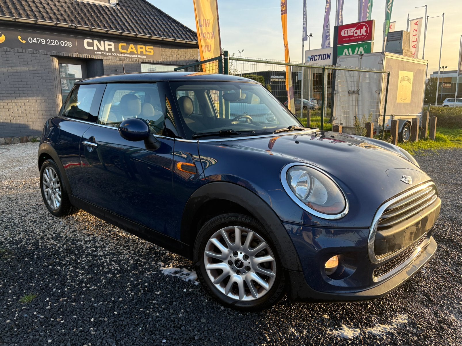 MINI 1.5 DIESEL | EURO 6b | 1STE EIGENAAR | 1 JAAR GARANTIE, Auto's, Adaptive Cruise Control, Dealer onderhouden, Blauw, Bedrijf