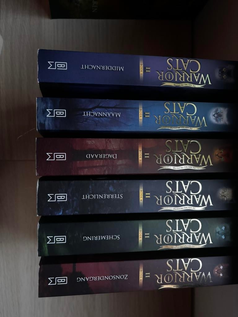 Warrior cats reeks 2, Boeken, Ophalen, Zo goed als nieuw